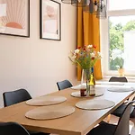 4-room In The Heart Of Appartamento Chemnitz