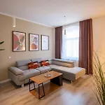 Appartamento 4-room In The Heart Of