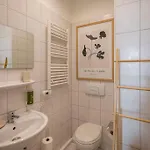 4-room In The Heart Of *
