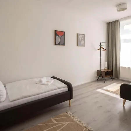 Apartment 4-room In The Heart Of