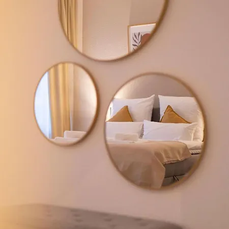 아파트 4-room In The Heart Of 켐니츠